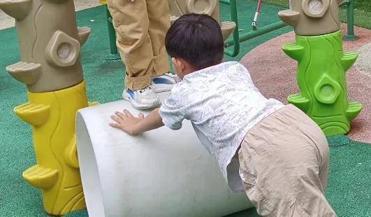 滚筒探索记 海宁市庆安幼儿园游买球的app戏故事(图11) 滚筒探索记 海宁市庆安幼儿园游买球的app戏故事(图11)