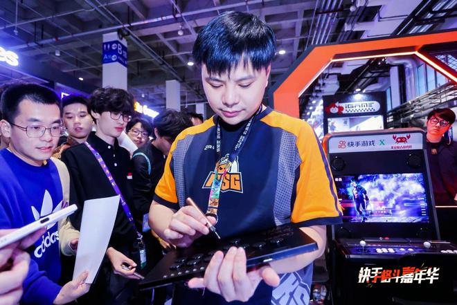 买球的app对话中国格斗游戏GOAT“小孩”:下一站奥运会电竞冠军(图3) 买球的app对话中国格斗游戏GOAT“小孩”:下一站奥运会电竞冠军(图3)